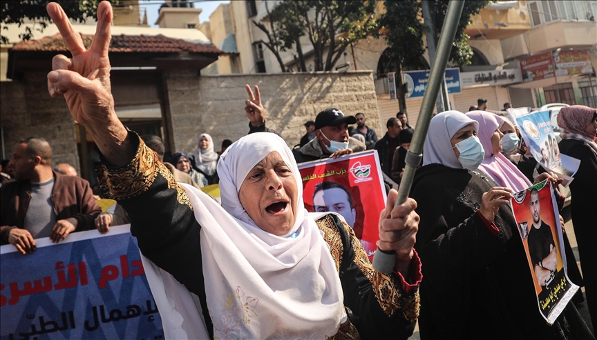 İsrail hapishanelerindeki Filistinli hasta tutuklular için Gazzede destek gösterisi yapıldı
