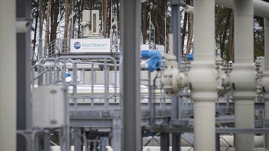 Berlin annonce la suspension du projet "Nord Stream 2" avec la Russie