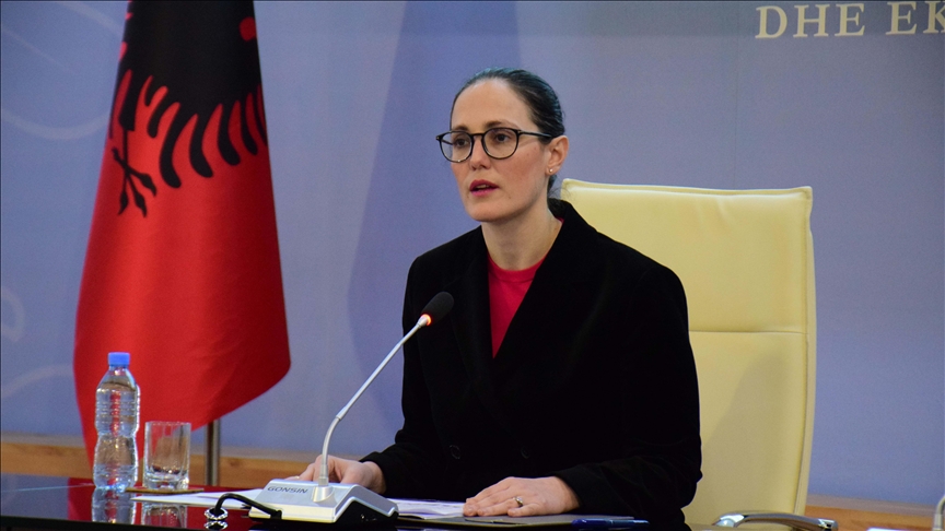 "Ekonomia në Shqipëri po ecën me ritme pozitive"