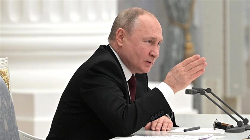 Putin naredio ruskoj vojsci "održavanje mira" u takozvanim republikama Donetsk i Lugansk
