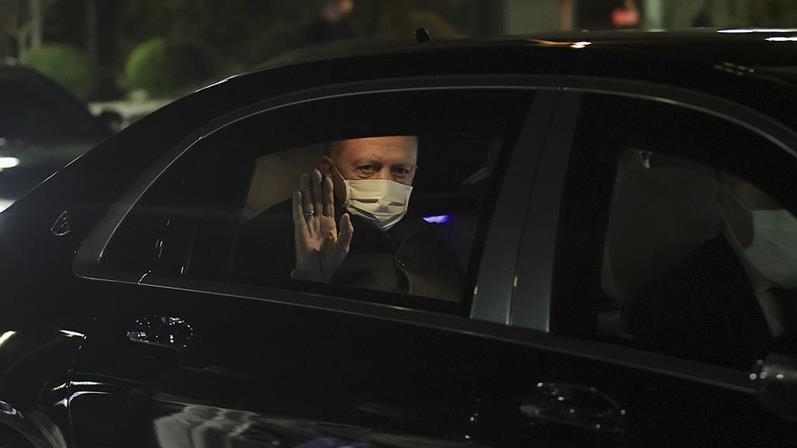 Президент Турции вернулся в Анкару