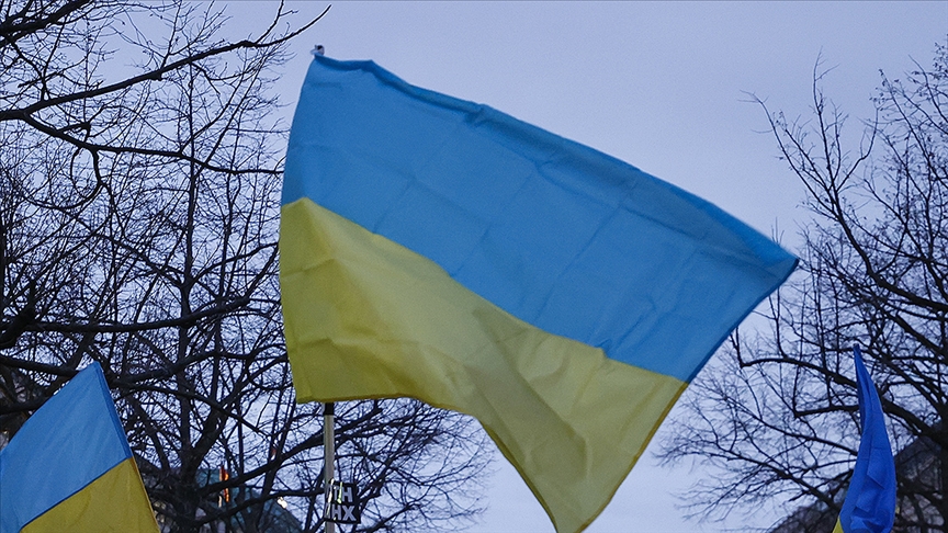 Ukrayna Parlamentosu olağanüstü hal kararını kabul etti