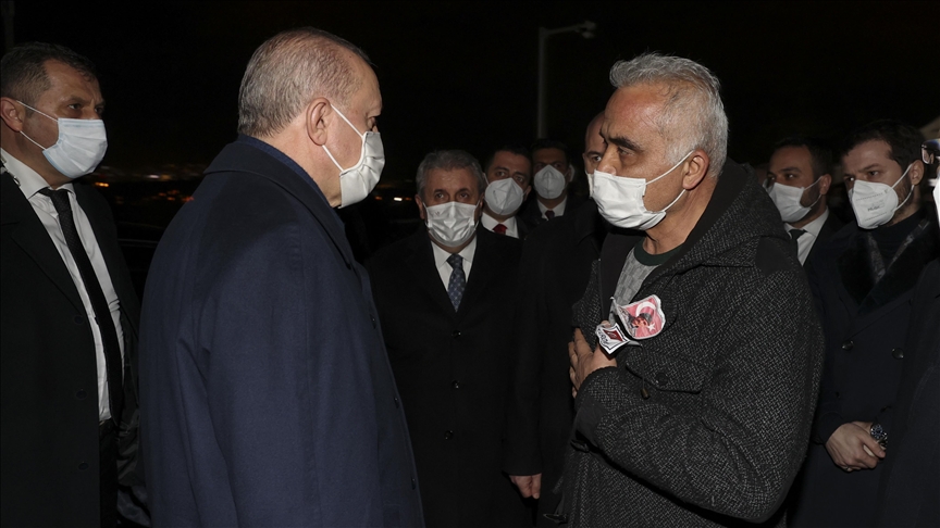Cumhurbaşkanı Erdoğandan şehit Özel Harekat Şube Müdürü Erenin ailesine taziye ziyareti