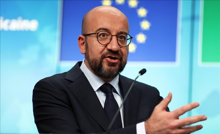 L'Europe appelle la Russie à se retirer de l'Ukraine et menace de sanctions sévères