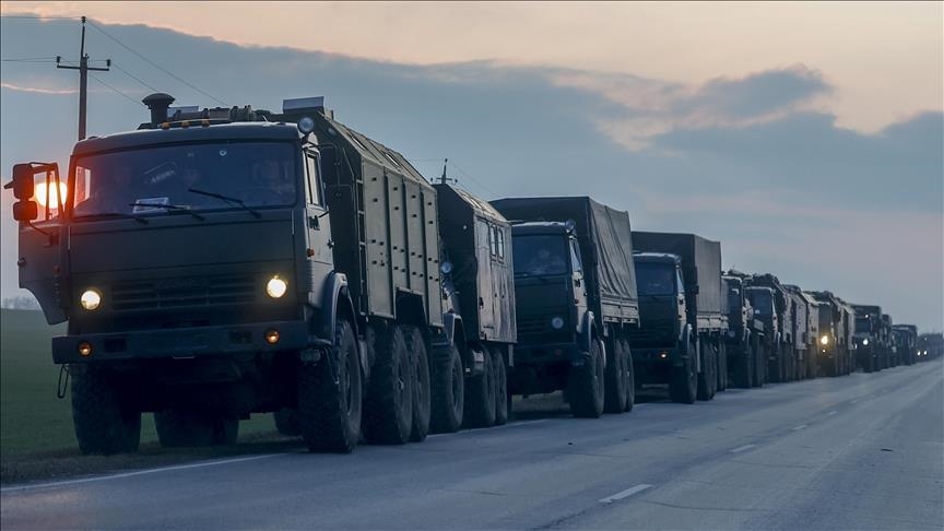 Колонна российской военной техники направились в сторону Донбасса