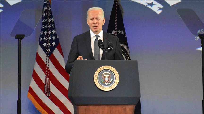 Biden promete imponer más sanciones contra Rusia por su intervención en Ucrania