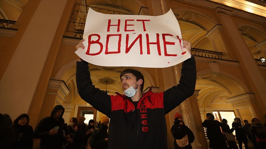 U Rusiji održani antiratni protesti