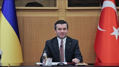 Turkiye announces evacuation plan for Turks from Ukraine via land borders