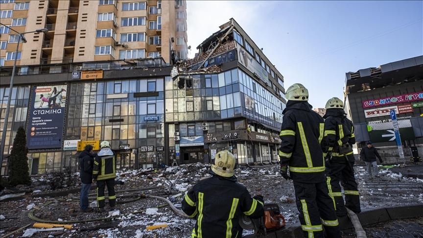 Kiev: 14 militaires et 6 civils dont un enfant, tués depuis le début de l'offensive russe sur la ville