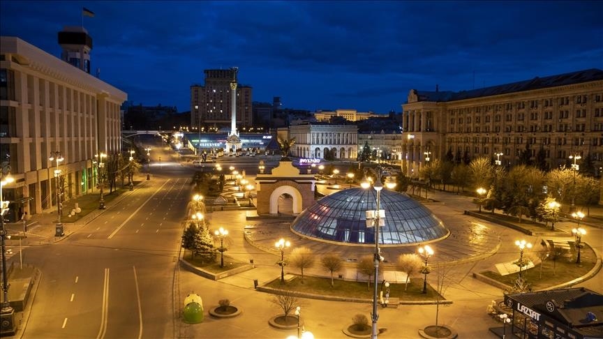 La capitale ukrainienne Kiev placée sous couvre-feu jusqu'à lundi 