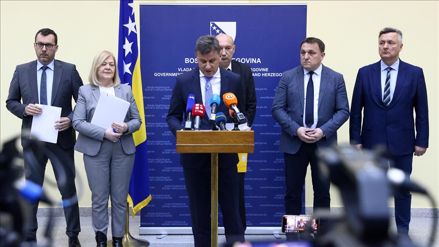 Novalić: Ukrajinske izbjeglice mogli bismo smjestiti u prihvatne centre u Delijašu i Lipi