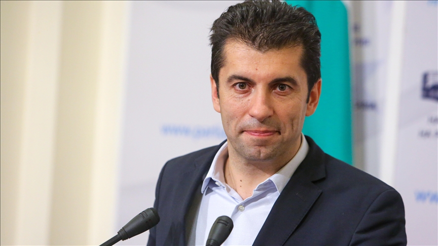 Bulgaristan Başbakanı Petkov, Savunma Bakanı Yanev'in istifasını istedi