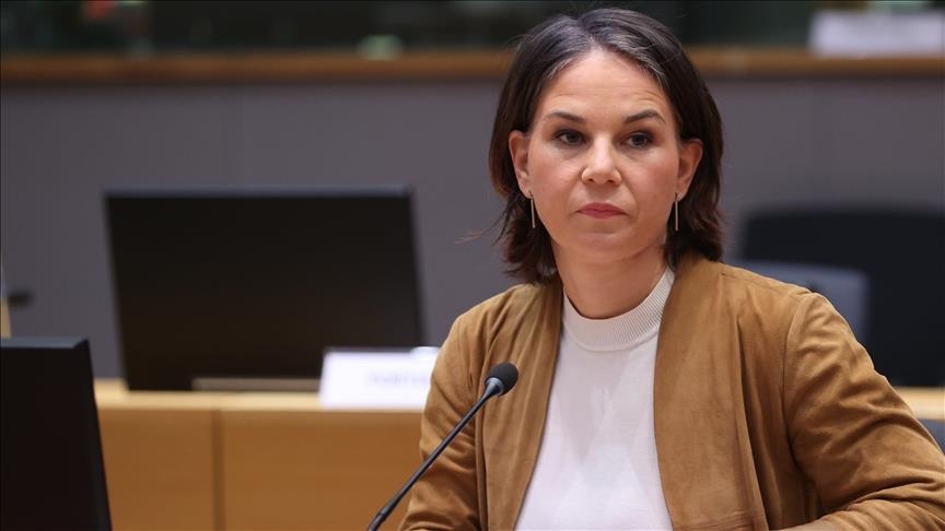 EU will accept all refugees from Ukraine, says German foreign minister