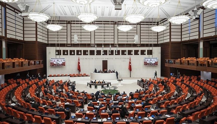 HDP Diyarbakır Milletvekili Semra Güzelin yasama dokunulmazlığı kaldırıldı