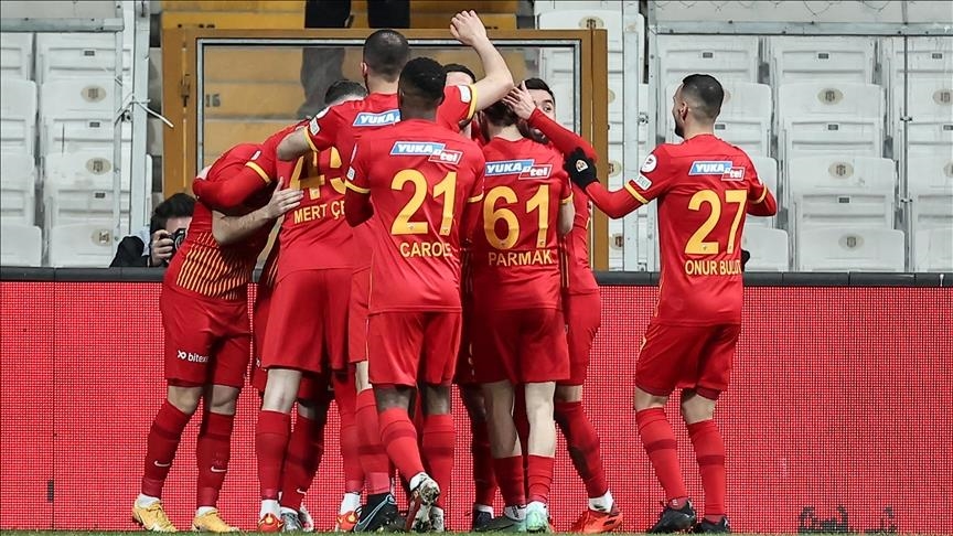 Kayserispor beat Besiktas 2-1 to reach semifinals at Turkish Cup