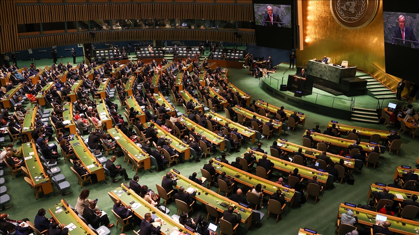 Con mayoría abrumadora, la Asamblea General de la ONU condena la guerra de Rusia en Ucrania