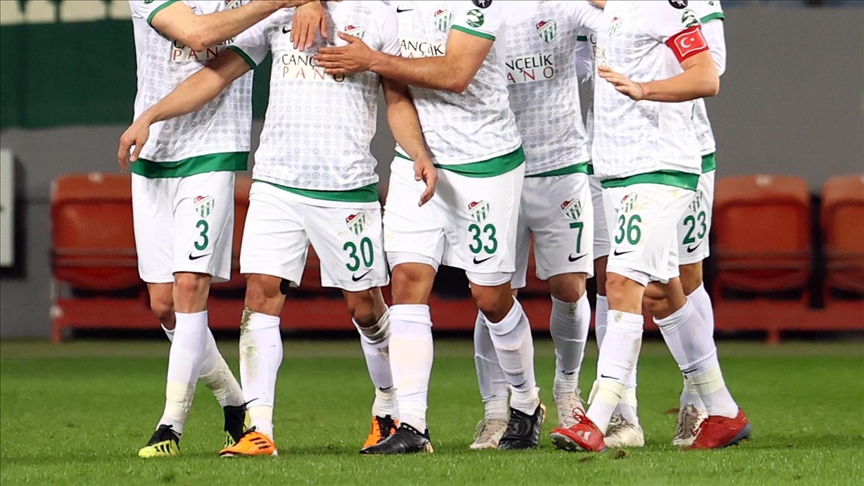 Süper Lig şampiyonu Bursaspor alt ligde eski günlerini arıyor