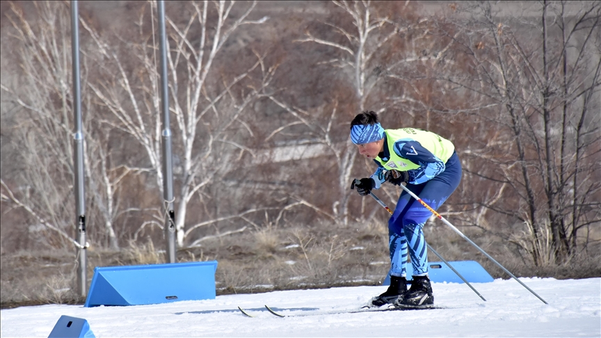 Anadolu Yıldızlar Ligi Türkiye Kayak Şampiyonasının kayaklı koşu yarışları başladı