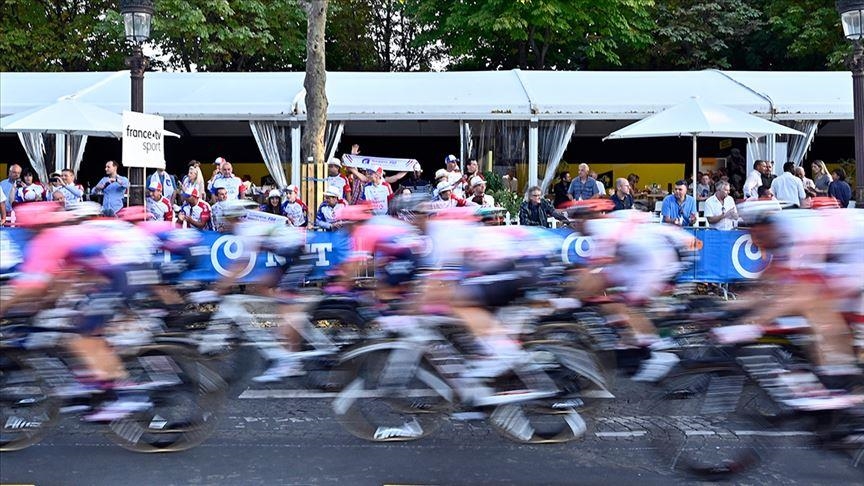 Cyclist Sivakov switches nationality from Russian to French