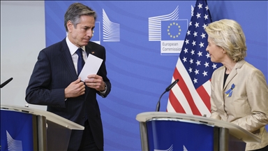 EU, US ready to take 'further severe' sanctions against Russia