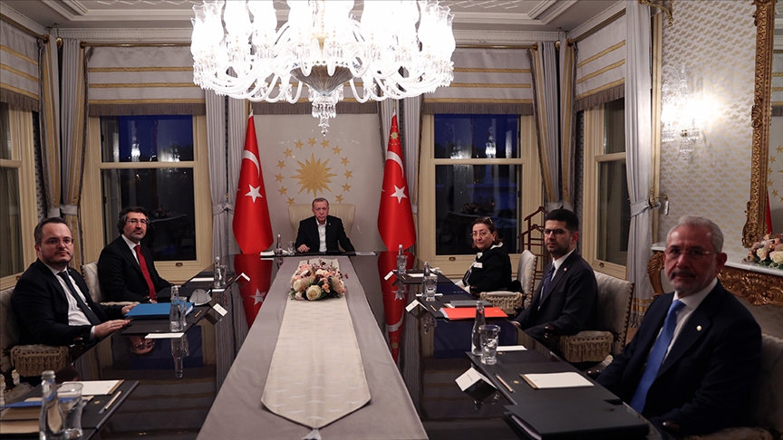 TVF Yönetim Kurulu Toplantısı, Cumhurbaşkanı Erdoğan'ın başkanlığında yapıldı