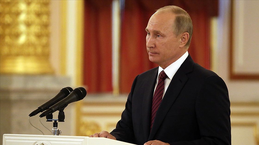 Putin: Bize uygulanan yaptırımlar Rusya'ya savaş ilan etmek gibidir