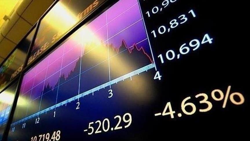 أسهم أوروبا تهبط بضغط ارتفاعات قياسية بأسعار السلع