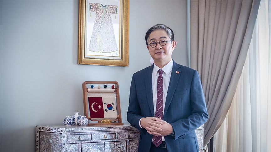 Türkiye ile Güney Kore diplomatik ilişkilerinin 65. yıl dönümünü kutluyor