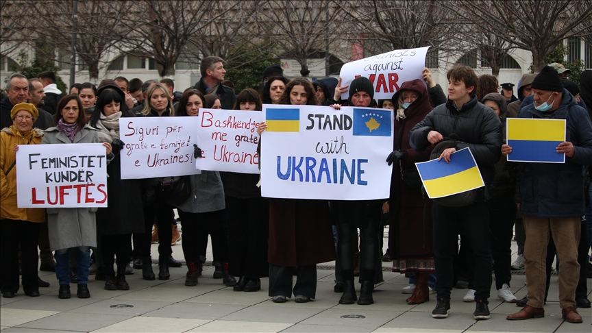 Prishtinë, tubim në solidarizim me popullin ukrainas