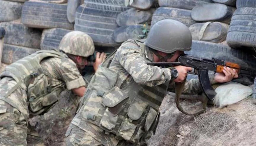 В Баку сообщили об очередных обстрелах позиций ВС Азербайджана