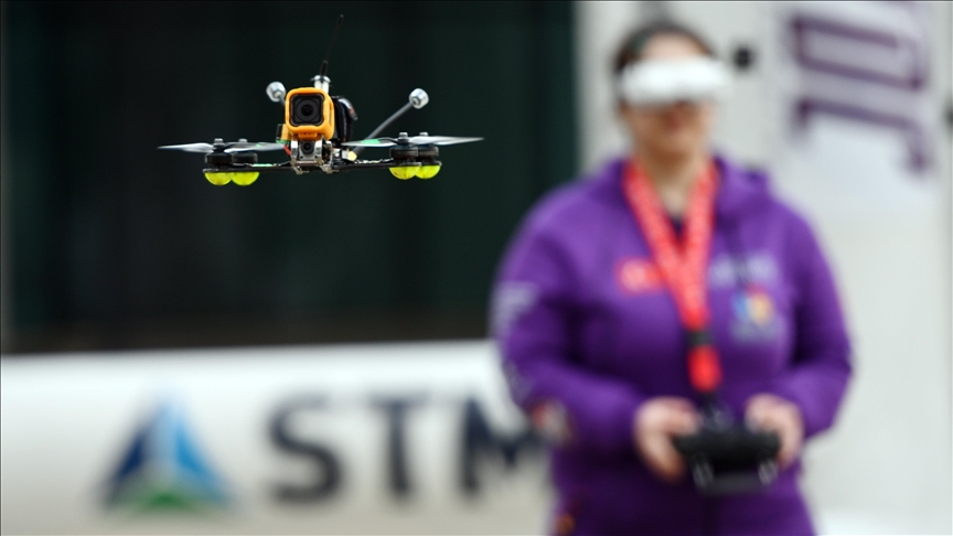 Dünyanın en hızlı kadın dron pilotları Gaziantep'te yarıştı