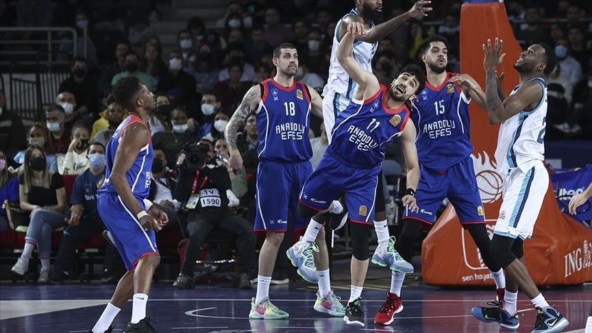 Anadolu Efes handed away loss in rescheduled EuroLeague game