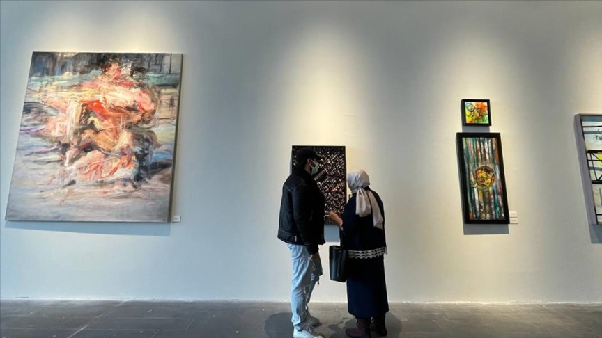 'Sonsuz Enerji, Mitokondriyal Havva' sergisi sanatseverlerle buluştu 'Sonsuz Enerji, Mitokondriyal Havva' sergisi sanatseverlerle buluştu