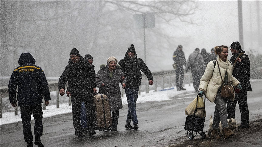 Number of refugees from Ukraine rises above 2.5M: UN