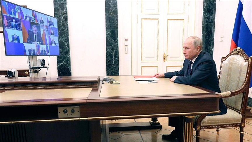 Путин одобрил отправку «добровольцев» в Украину