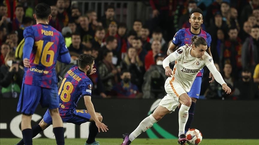 Xavi'nin adamları Avrupa'da tökezledi