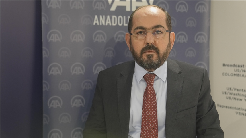 حكومة سوريا المؤقتة: القمح يكفينا حتى سبتمبر ولا يدعمنا سوى تركيا (مقابلة)