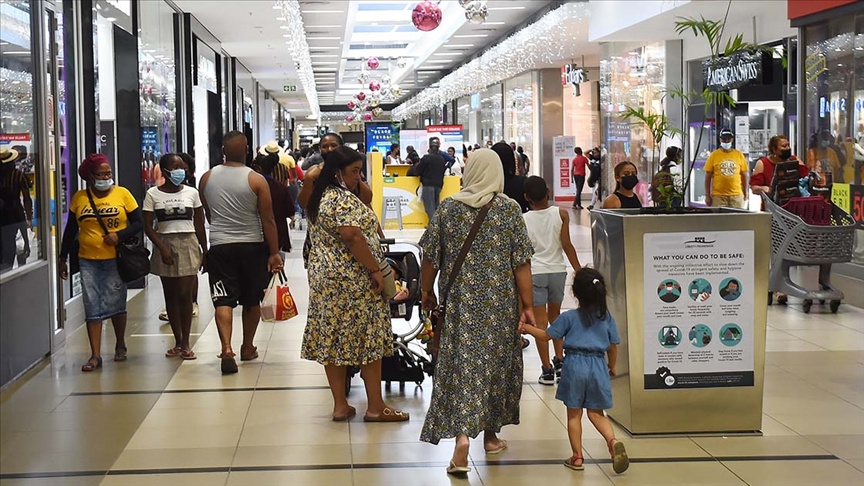 Güney Afrika Kovid-19 ulusal afet durumunu 1 ay uzattı