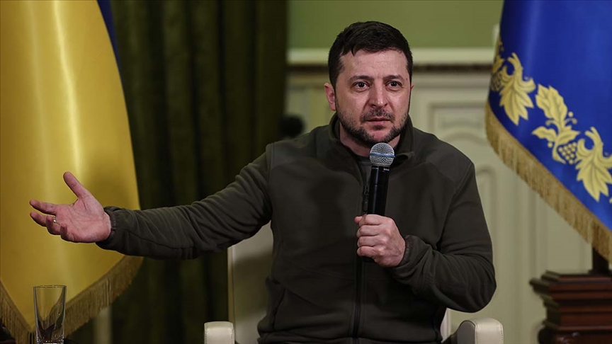Zelenskiy'den Ukrayna'nın hava sahasını kapatmadığı için NATO'ya eleştiri