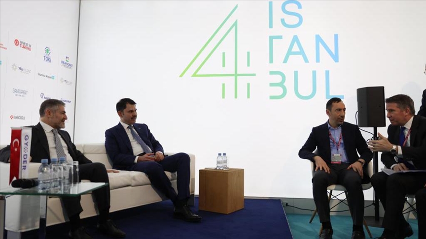 Çevre, Şehircilik ve İklim Değişikliği Bakanı Kurum: Türkiye bir fırsat ülkesi ve büyümesi devam ediyor