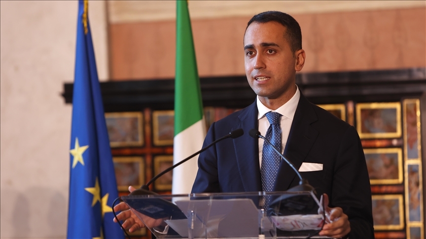 İtalyan Bakan Di Maio: Ordumuz hazırlandı ama savaş istemiyoruz