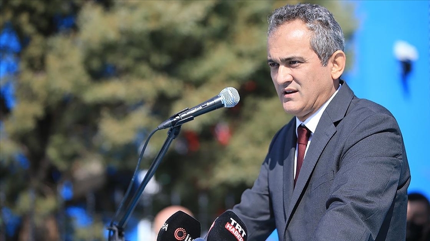 Milli Eğitim Bakanı Özer'den 'yüz yüze eğitim' açıklaması