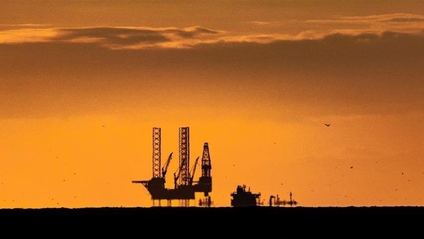 Цены на нефть повысились на фоне новых санкций против РФ