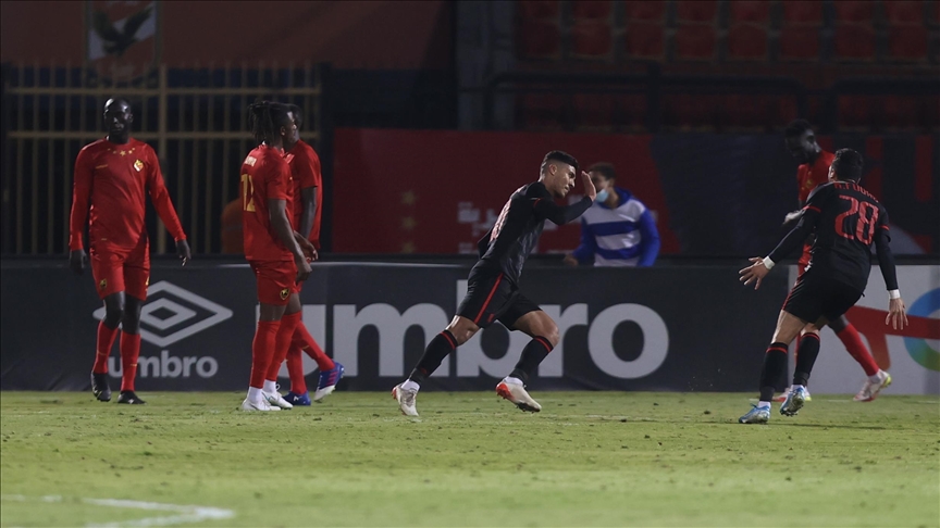 قدم.. الأهلي يعود بثلاث نقاط ثمينة من أرض المريخ