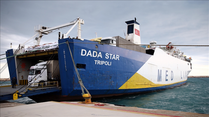 عبر "سفينة الإحسان".. تركيا ترسل 524 طن مساعدات إلى لبنان