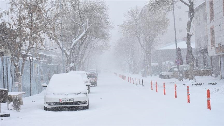 خۆرهەڵاتی ئانادۆڵو لە بەهاردا تارای سپی پۆشی