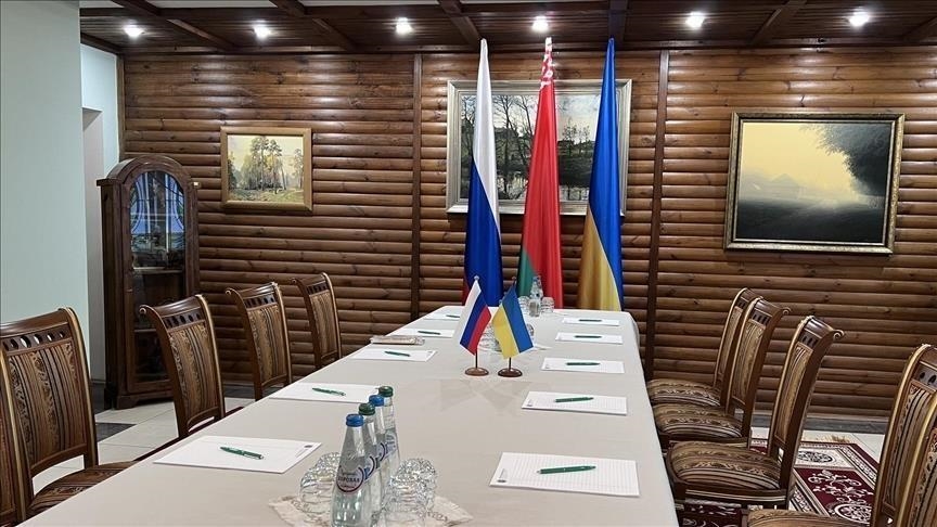 Conversaciones entre Ucrania y Rusia para lograr un cese al fuego continuarán este lunes