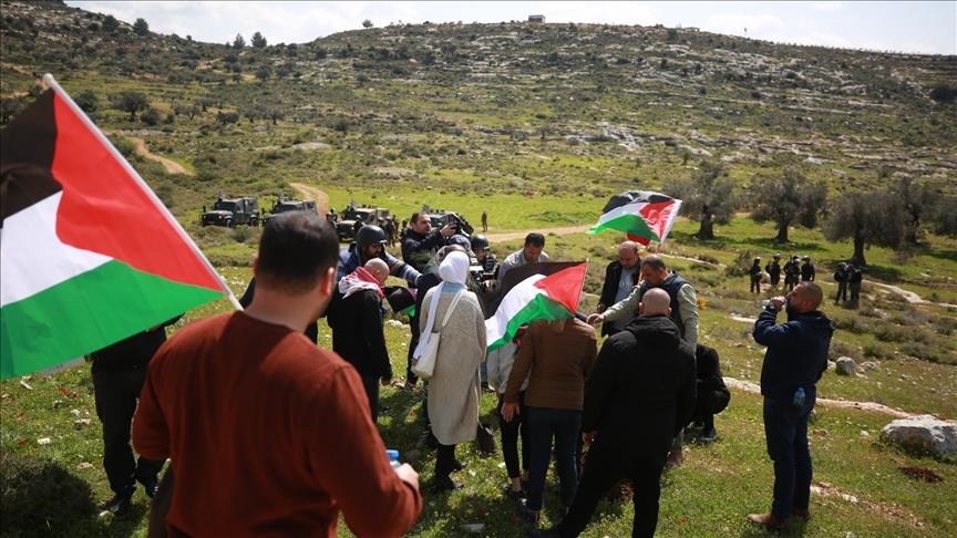 Jérusalem: 54 Palestiniens blessés lors d'affrontements avec l'armée israélienne