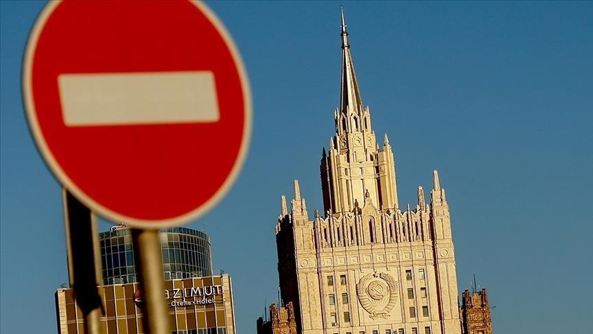 La Russie convoque l'ambassadeur américain suite aux déclarations de Biden sur Poutine