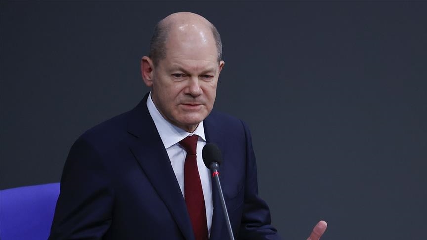 Шольц: ФРГ стремится положить конец зависимости от энергоресурсов РФ